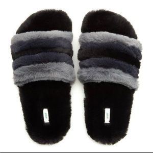 Aerie Women’s Striped Fur Slides Size 8 & 9